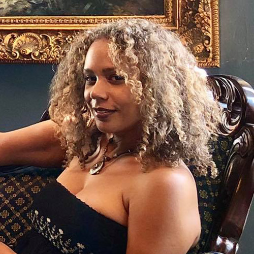 Rachel True